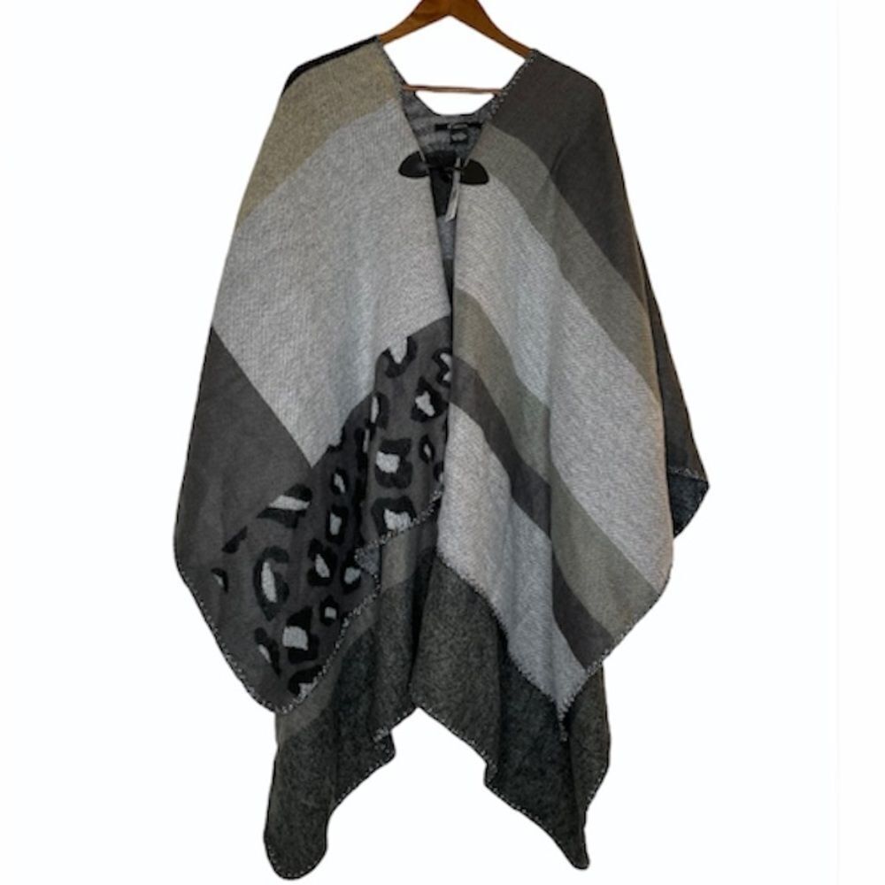 NEW CEJON A Hint of Leopard Ruana Poncho Wrap